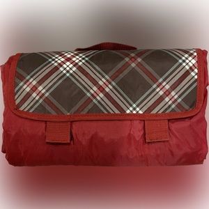 Thirty-One Travel Blanket